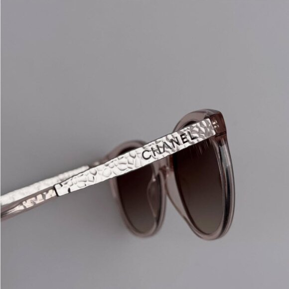 CHANEL Pantos Sunglasses – Model 5440 – Transparent Pink / Gradient Brown - Picture 8 of 10